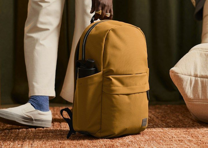 Bellroy Classic Daypack – Notebook, dokumenty a láhev zvlášť