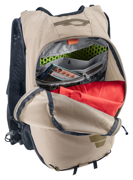 Deuter Ascender 13 – Komprese hlavní náplně