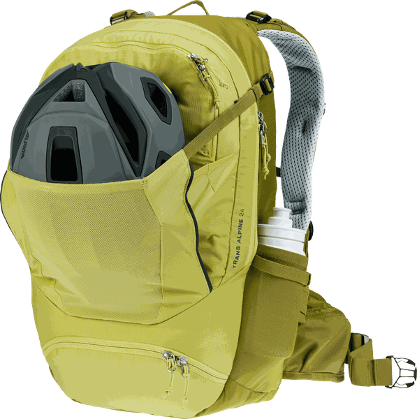 Deuter Trans Alpine 24 – Přilba při zastavení