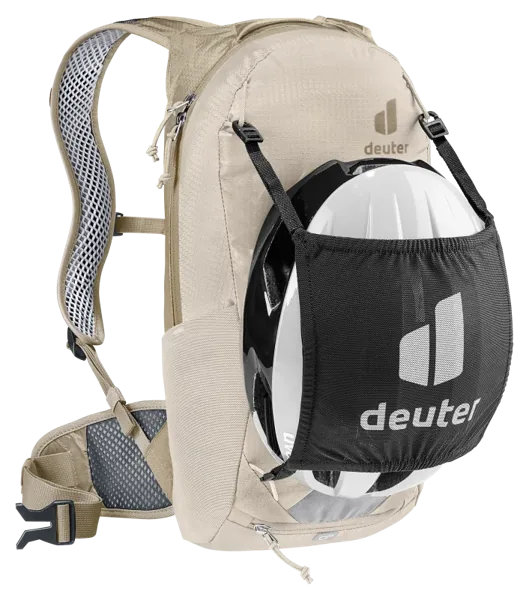 Deuter Race 8 – Možnost uchycení helmy
