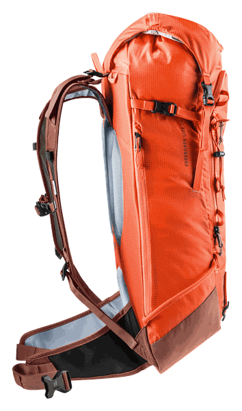 Deuter Freescape Lite 26 – Boční vstup pod připevněnou výbavou