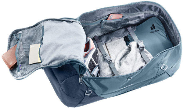 Deuter Access Pro 65 – Přehledné otevření předním zipem