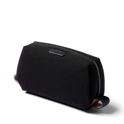 Bellroy Toiletry Kit - Black  + Testovací sada toaletních vod ZDARMA