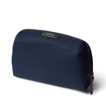 Bellroy Desk Caddy - Navy  + Testovací sada toaletních vod ZDARMA