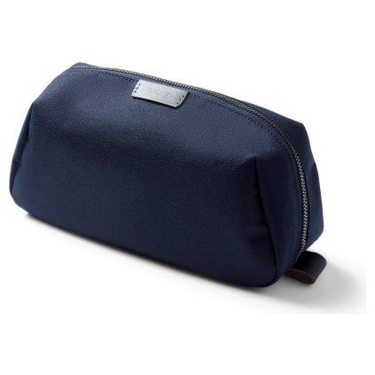 bellroy toiletry kit plus navy galerie v2 edkc nav 227 01