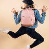 PACSAFE batoh GO 15L sunset pink