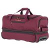 Travelite Basics Wheeled duffle S Bordeaux – cestovní taška na kolečkách, pohled zespodu