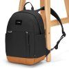 Pacsafe batoh GO 15L jet black