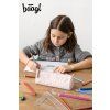 BAAGL Studentské pouzdro Creamy – lifestyle fotografie 6