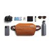 Bellroy Sling - Bronze  + Testovací sada toaletních vod ZDARMA