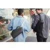 Bellroy Sling - Navy  + Testovací sada toaletních vod ZDARMA