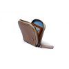 Bellroy Folio Mini - Hazelnut  + Testovací sada toaletních vod ZDARMA
