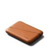 Bellroy Flip Case Second Edition - Terracotta  + Testovací sada toaletních vod ZDARMA