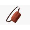 Bellroy Lite Sling - Clay  + Testovací sada toaletních vod ZDARMA