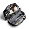 Bellroy Toiletry Kit Plus - Black  + Testovací sada toaletních vod ZDARMA