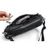 Bellroy Lite Sling - Black  + Testovací sada toaletních vod ZDARMA