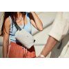 Bellroy Lite Sling Mini - Clay  + Testovací sada toaletních vod ZDARMA