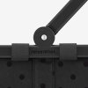 Reisenthel Carrybag Frame Glossy dots black – nákupní košík, fotografie v prostředí 10