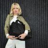 Reisenthel Allrounder M Glossy dots black – cestovní taška, fotografie v prostředí 2
