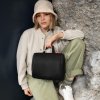 Reisenthel Toiletbag XL Mesh black – kosmetická taška, fotografie v prostředí 3