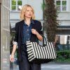 Reisenthel Loopshopper L Summerstripes black – nákupní taška, fotografie v prostředí 3