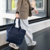 Reisenthel Shopper e1 Twist navy – nákupní taška, fotografie v prostředí 2