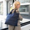 Reisenthel Shopper e1 Twist navy – nákupní taška, fotografie v prostředí 3