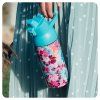 nerezova sportovni lahev s pitkem tide 700ml quokka floral jumble xd q40236 02