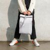 Reisenthel Urban Rolltop Twist Sky Rose – cestovní doplněk, fotografie v prostředí 2