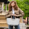 Reisenthel Loopshopper M Frame Twist Sky Rose – nákupní taška, fotografie v prostředí 2