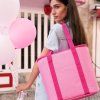 Reisenthel Thermoshopper Twist Pink – chladicí taška, fotografie v prostředí 3