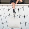 Reisenthel Shopper XL Herringbone Sand – nákupní taška, fotografie v prostředí 3