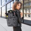 Reisenthel Allrounder R Smiley grey 15l – batoh, fotografie v prostředí 2