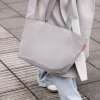 Reisenthel Shopper M Cord grey – nákupní taška, fotografie v prostředí 3