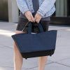 Reisenthel Shoppingbasket Twist navy – cestovní doplněk, fotografie v prostředí 2
