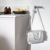 Reisenthel Coolerbag To-Go Silver crackle – chladicí taška, fotografie v prostředí 3