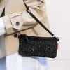 Reisenthel Mini Pouch Boucle Black – pouzdro, fotografie v prostředí 3