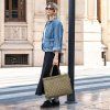 Reisenthel Daily Shopper Rhombus Olive – nákupní taška, fotografie v prostředí 2