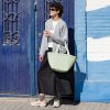 Reisenthel Shopper M Puffer Iced Matcha – nákupní taška, fotografie v prostředí 2