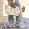 Reisenthel Loopshopper M Smiley Teddy Chocolate – nákupní taška, fotografie v prostředí 3