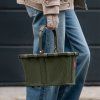 Reisenthel Carrybag XS Cord dark matcha – nákupní košík, fotografie v prostředí 3