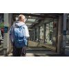 Herschel Little America™ Moonlight Blue Diamond 30L – fotografie v použití a detail modelu