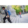 Herschel Classic™ Moonlight Blue Diamond 26L – fotografie v použití a detail modelu